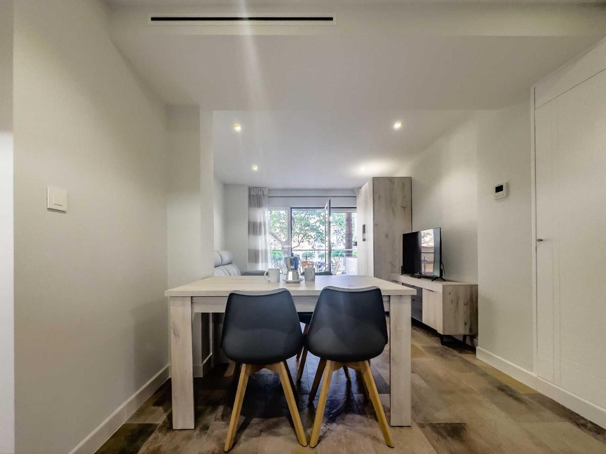 Apartamentos Dr28 A 250 M De La Playa Fuengirola Exteriér fotografie